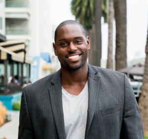 Headshot of Dr Isiah Pickens